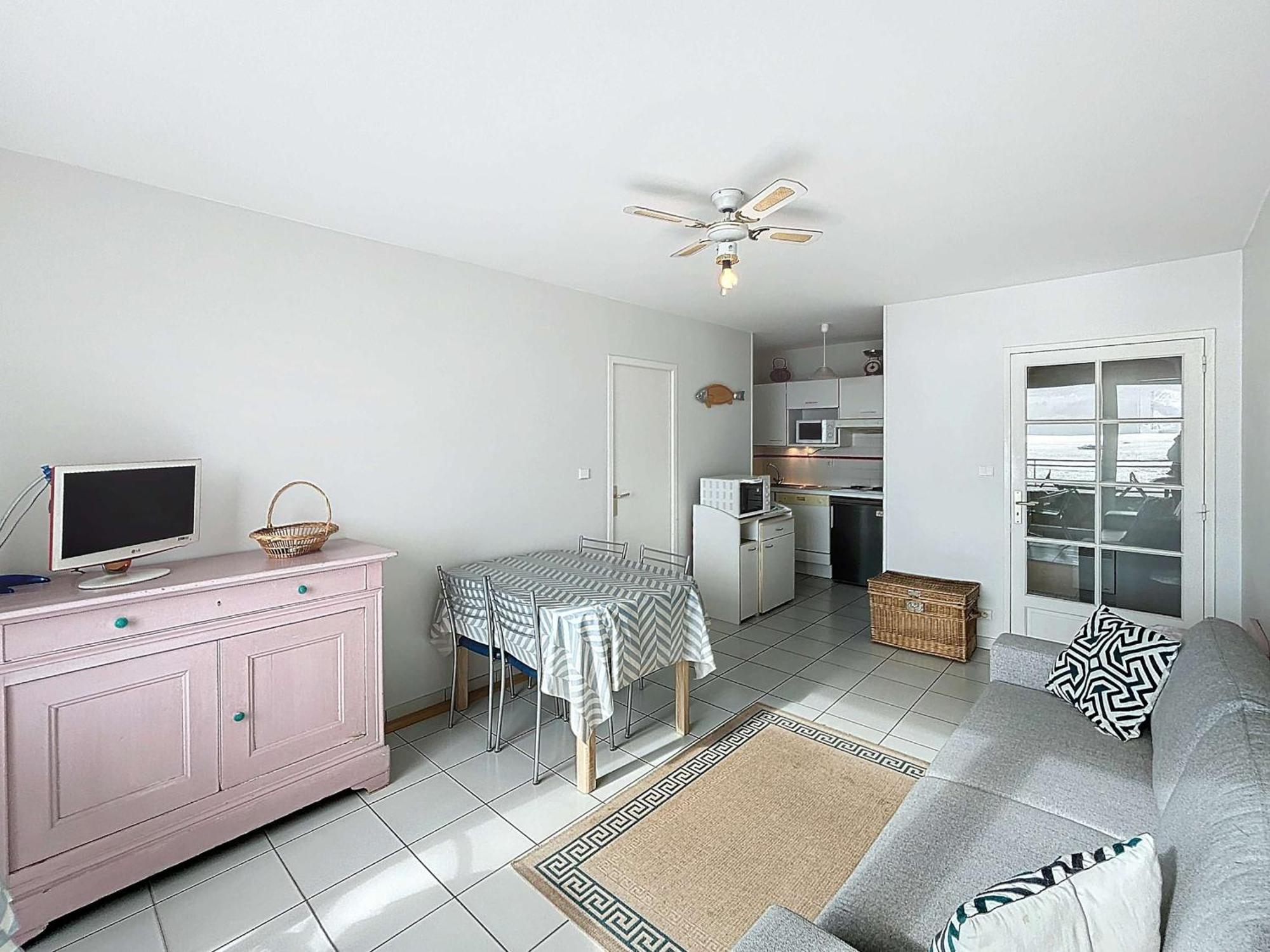 Appartement Avec Balcon, Proche Des Plages Et Commerces - Fr-1-361-89 Granville Exterior foto
